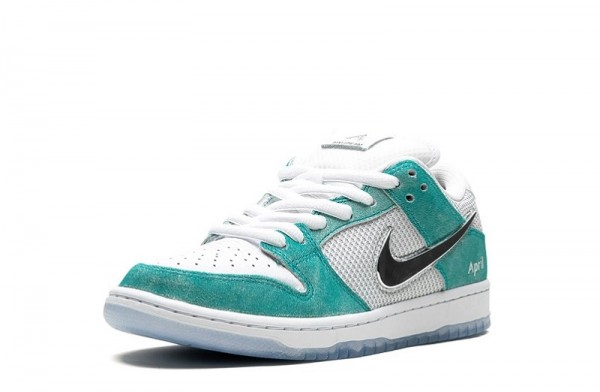 April Skateboards X Dunk Low SB _Turbo Green_ Reps _ snkrsrep_org/